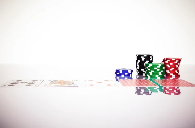 Jeux en ligne illégaux en France : pourquoi les risques pour les joueurs sont plus élevés